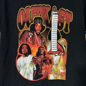 OutKast Spencer's Black Outkast Graphic Tee, unused new t-shirt with tags size L